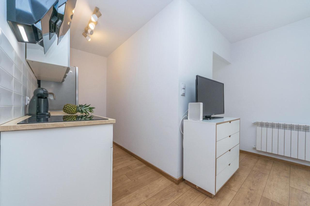 Hello Apartments Dworska Light غدانسك المظهر الخارجي الصورة